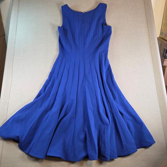 Calvin Klein Blue Fit & Flare Dress Women’s Size 2 Sleeveless Lined Cocktail - Picture 2 of 11